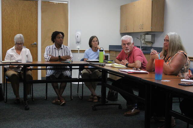 129924783_web1_IMG_4391
The Richmond County Drug Endangered Family Task Force convened on Wednesday to discuss ways to combat the opioid crisis in Richmond County.
Matthew Sasser | Daily Journal