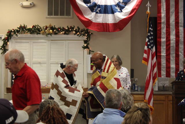 131139874_web1_IMG_2114
Joseph Ingram Sr. and Alan J. Moss receiving their Quilts of Valor at Hamlet Senior Center.
Ana Corral | Richmond Daily Journal
